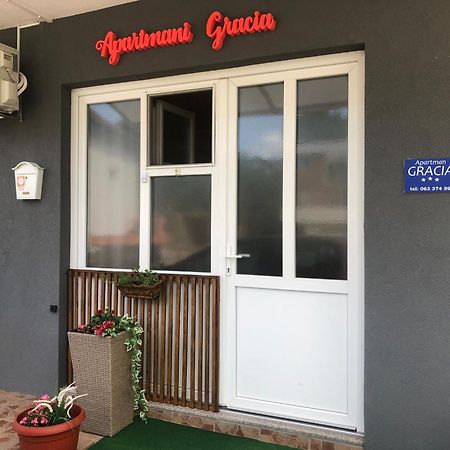 亚伊采Gracia公寓 外观 照片